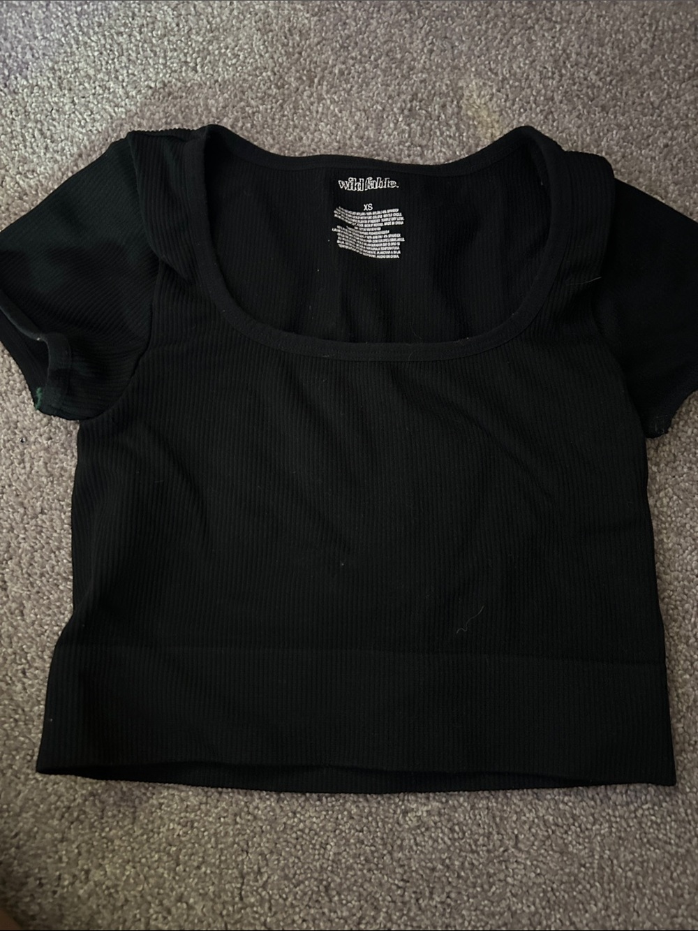 Wilfred Black Ribbed Scoop Crop Tee